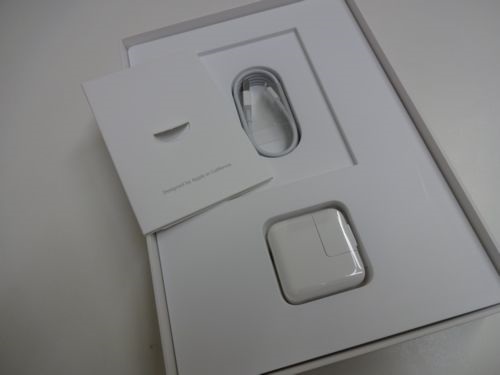 iPad新品付属品