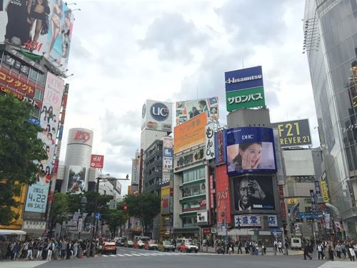 渋谷ハチ公口