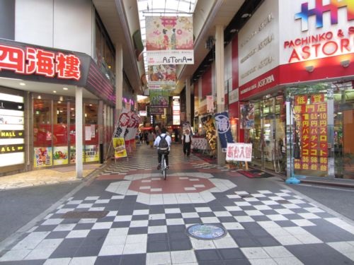 お初天神通り商店街